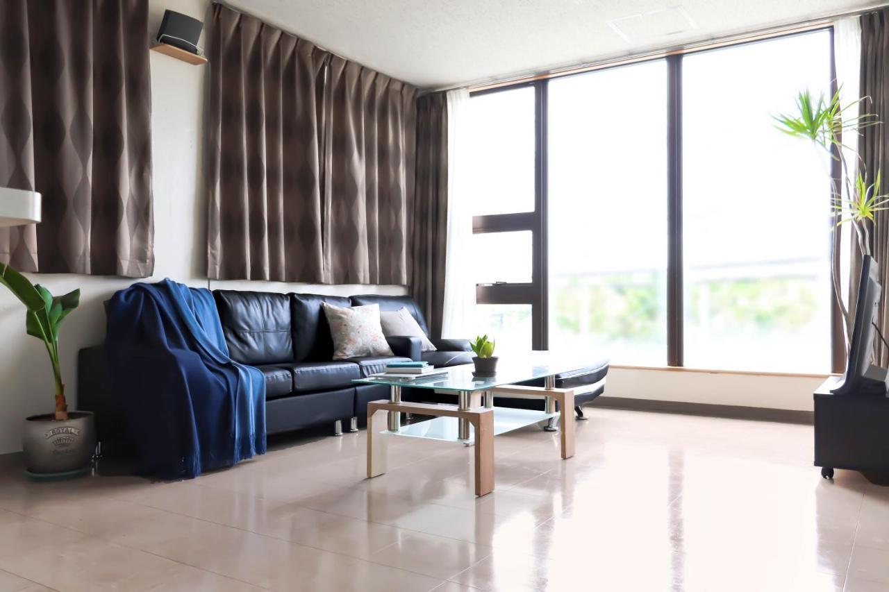 Condominium Hotel Mihama Upi Csatan Kültér fotó